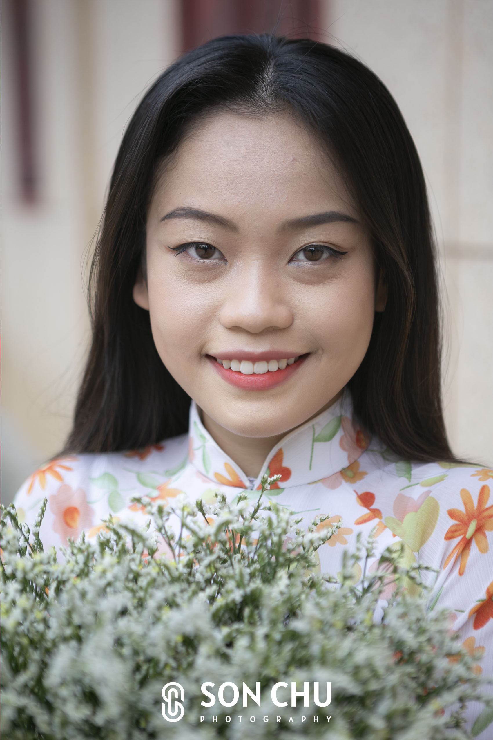 retouch ảnh chân dung áo dài before